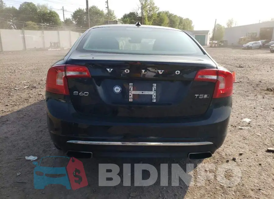 LYV402TK5HB150338 Photo# 6