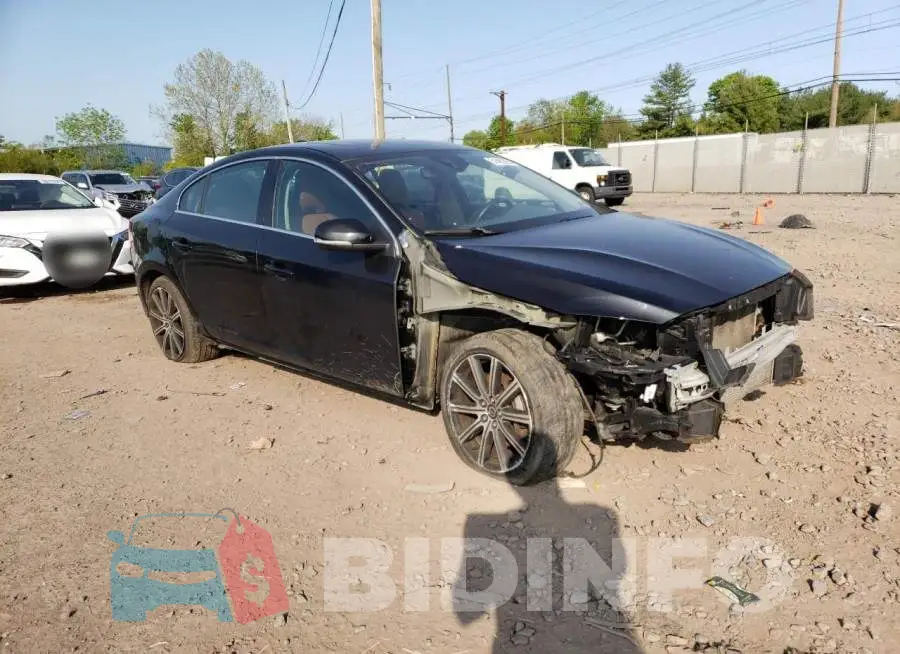 LYV402TK5HB150338 Photo# 4