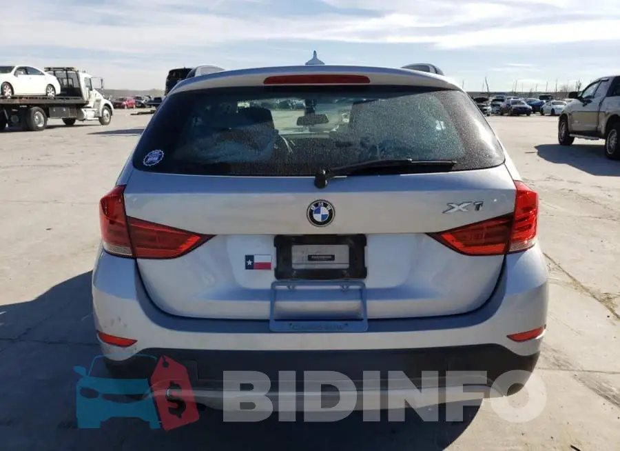 WBAVM1C57EVW55142 Photo# 6