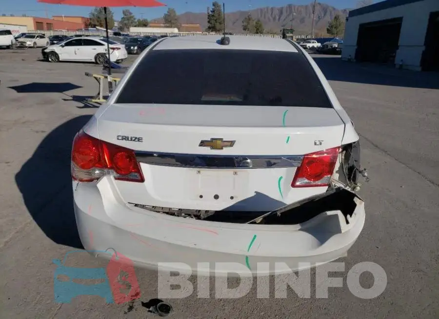 1G1PE5SB9F7278643 Photo# 6