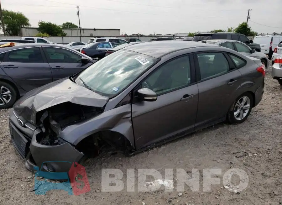 1FADP3F24EL372931 Photo# 1