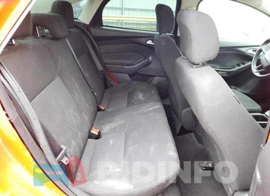 1FADP3F27FL216237 Photo# 10