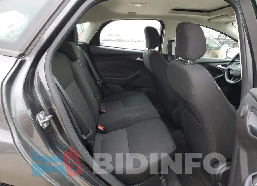1FADP3M28JL231003 Photo# 10