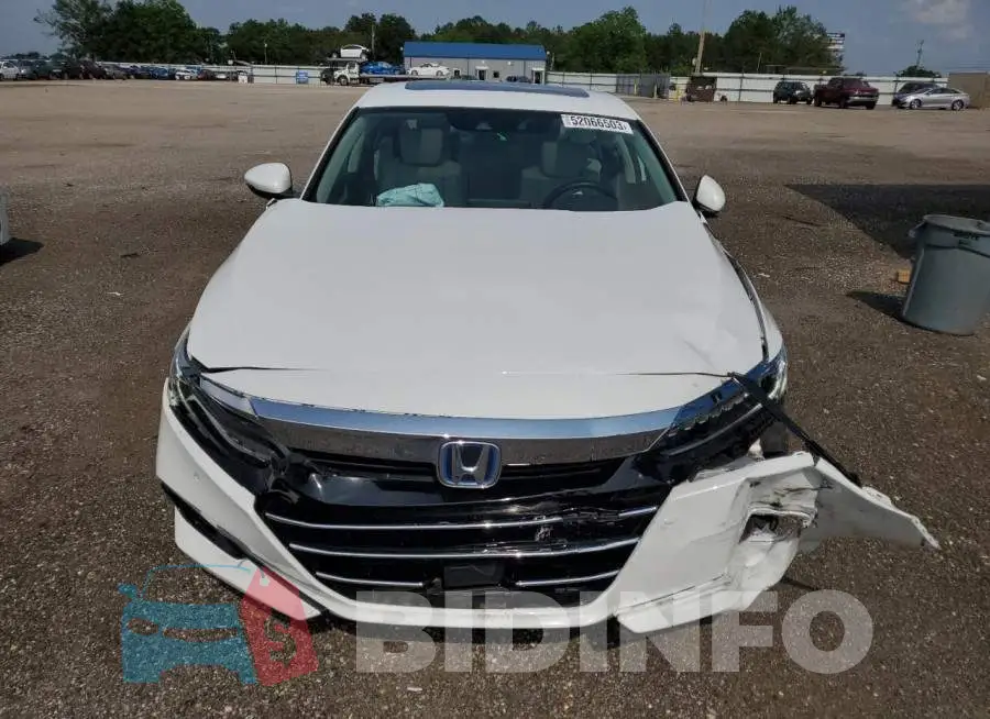 1HGCV3F52MA020982 Photo# 5