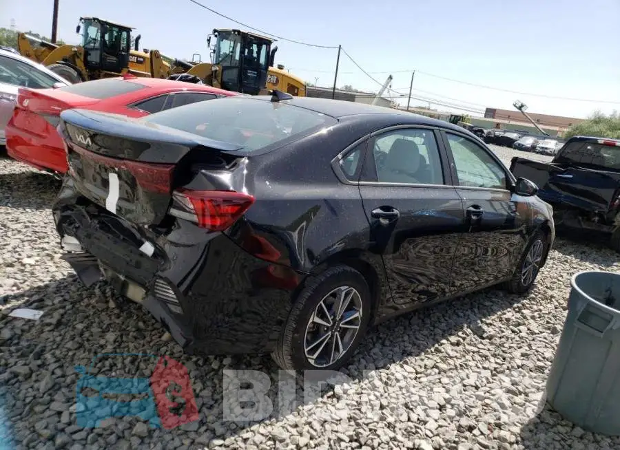 3KPF24AD6NE465586 Photo# 3