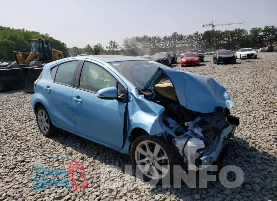 JTDKDTB39G1132569 Photo# 4