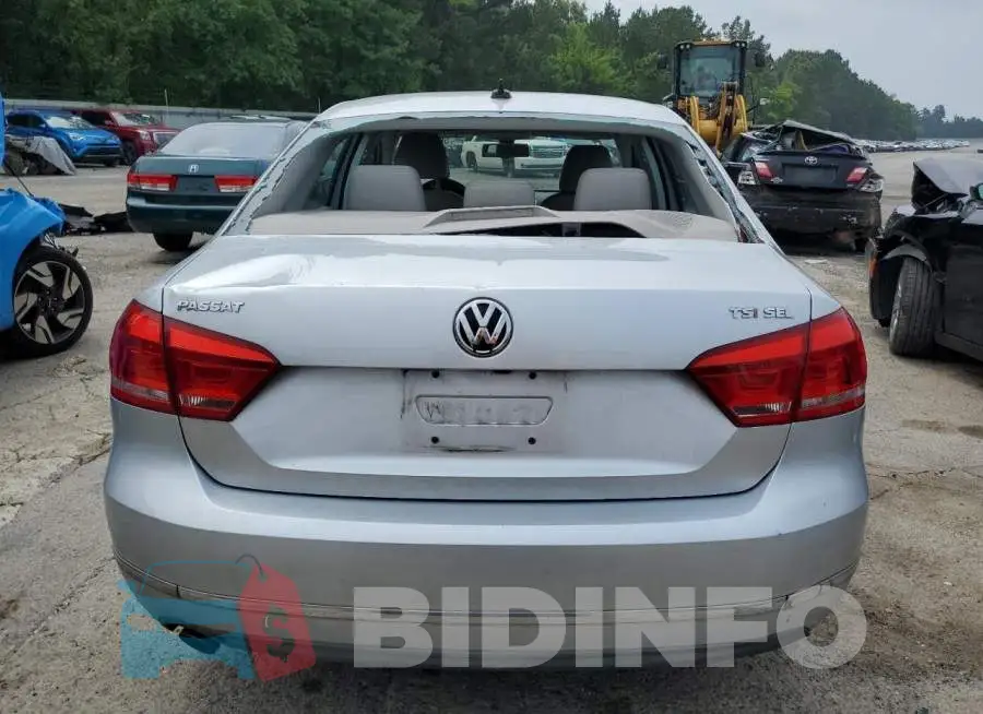 1VWCS7A38FC017674 Photo# 6