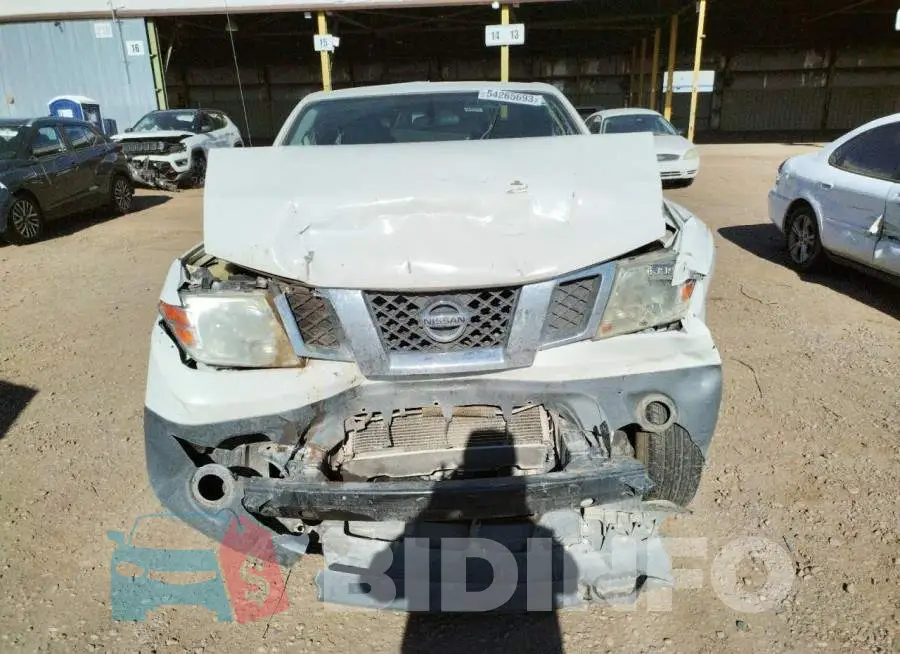 1N6BD0CT5GN761894 Photo# 5