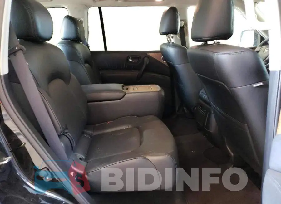 JN8AY2BB9M9792016 Photo# 11