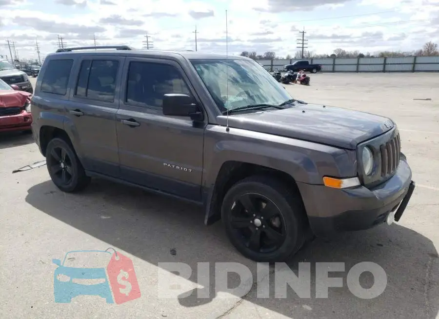 1C4NJRFB6FD269704 Photo# 4