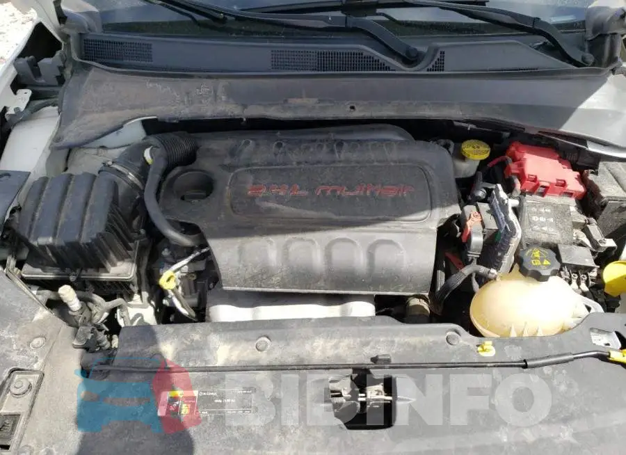 3C4NJDDB1LT184619 Photo# 11