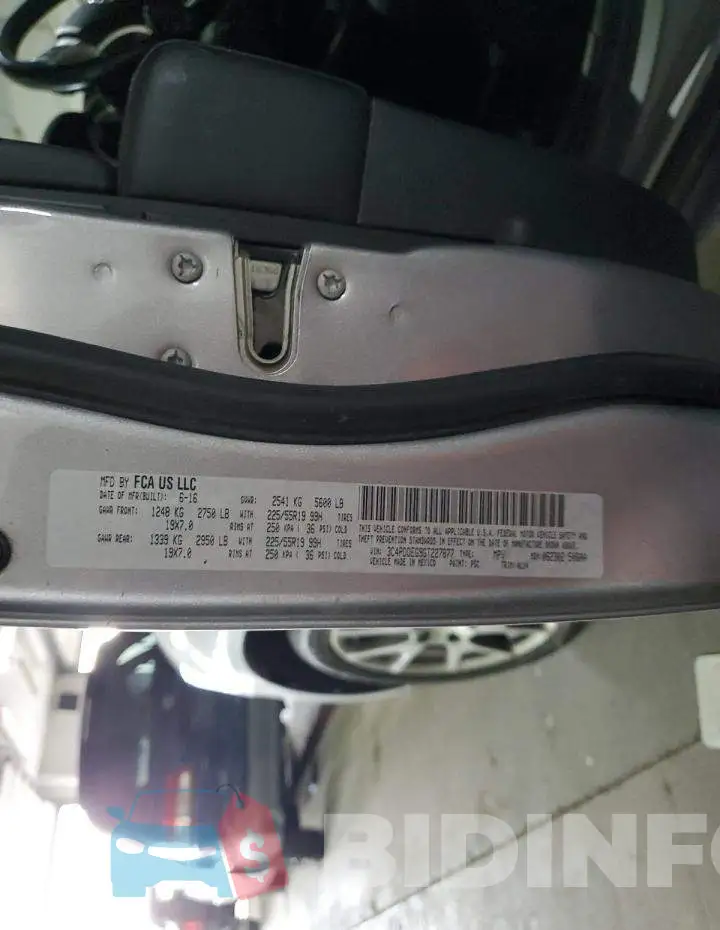 3C4PDDEG9GT227877 Photo# 13