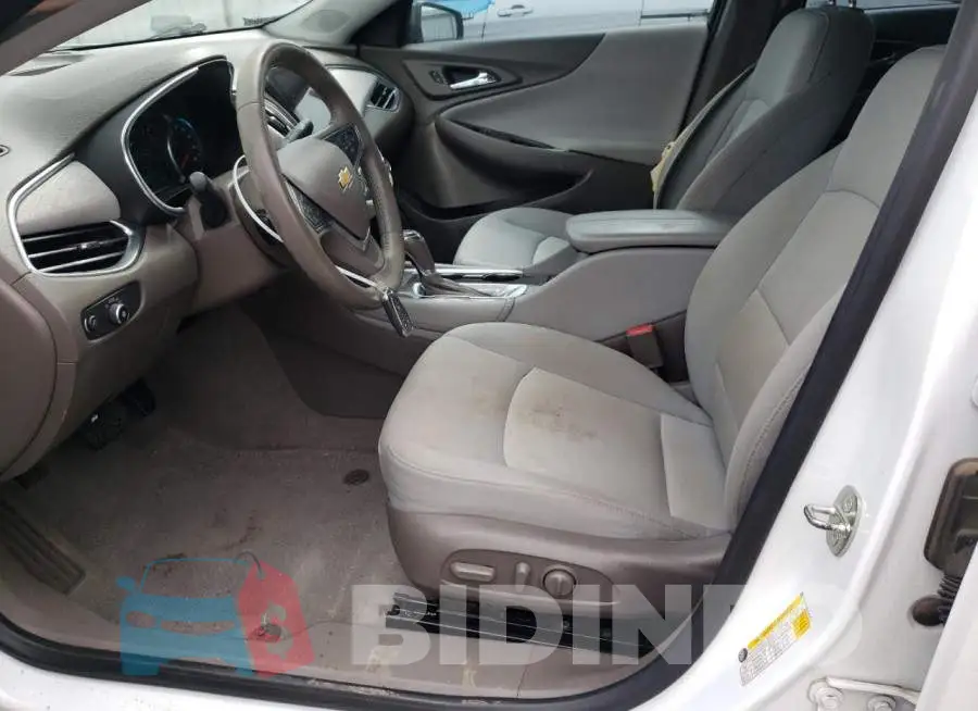 1G1ZD5ST5JF121761 Photo# 7