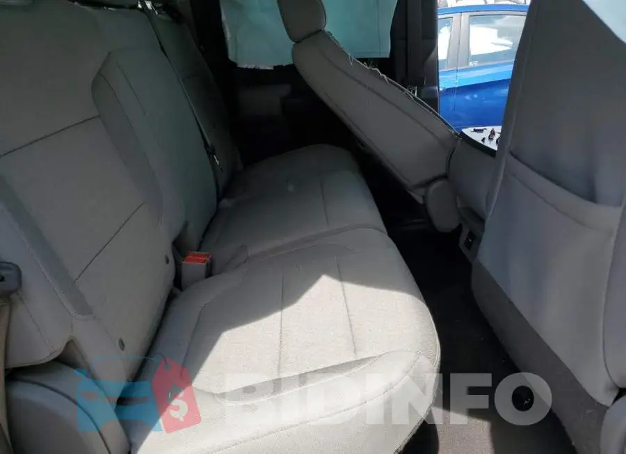 1GCRWCEK2MZ253209 Photo# 10