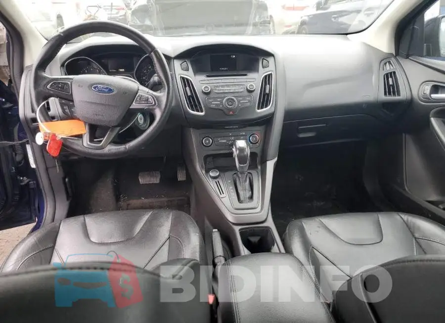 1FADP3F22GL201503 Photo# 8