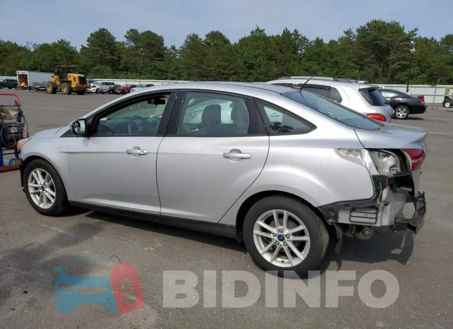 1FADP3F2XJL316647 Photo# 2
