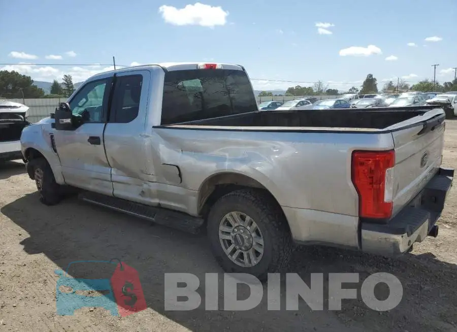1FT7X2A66JED05287 Photo# 2