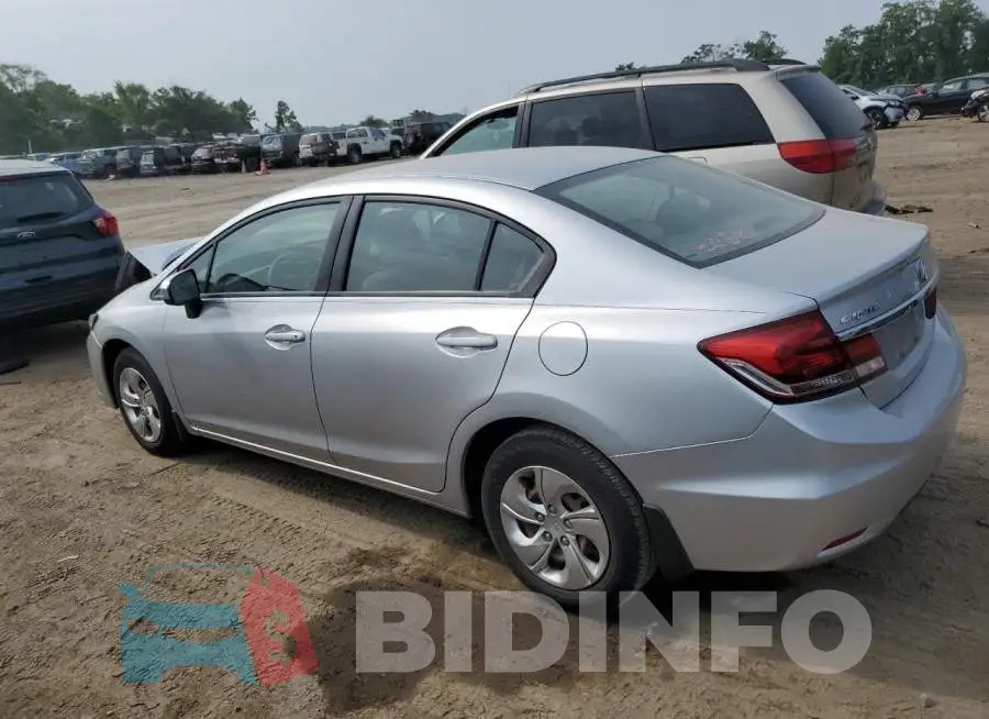 2HGFB2F57FH562602 Photo# 2