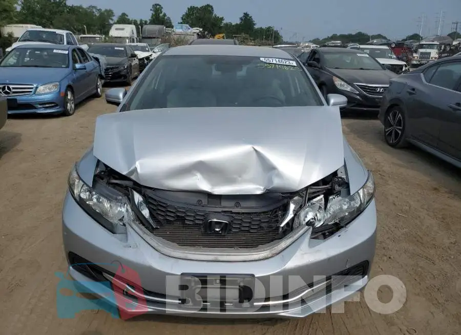 2HGFB2F57FH562602 Photo# 5