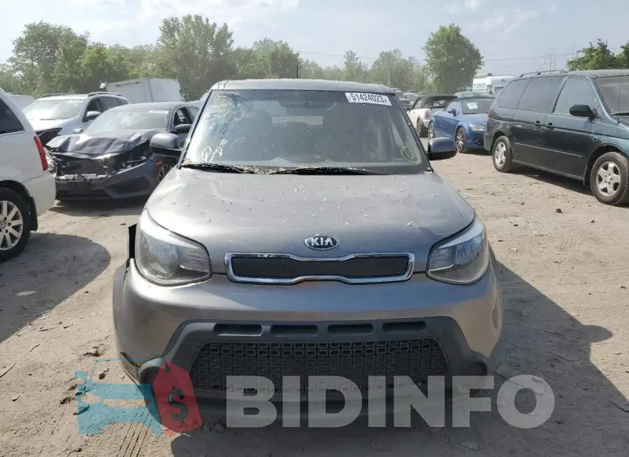 KNDJN2A2XF7161716 Photo# 5