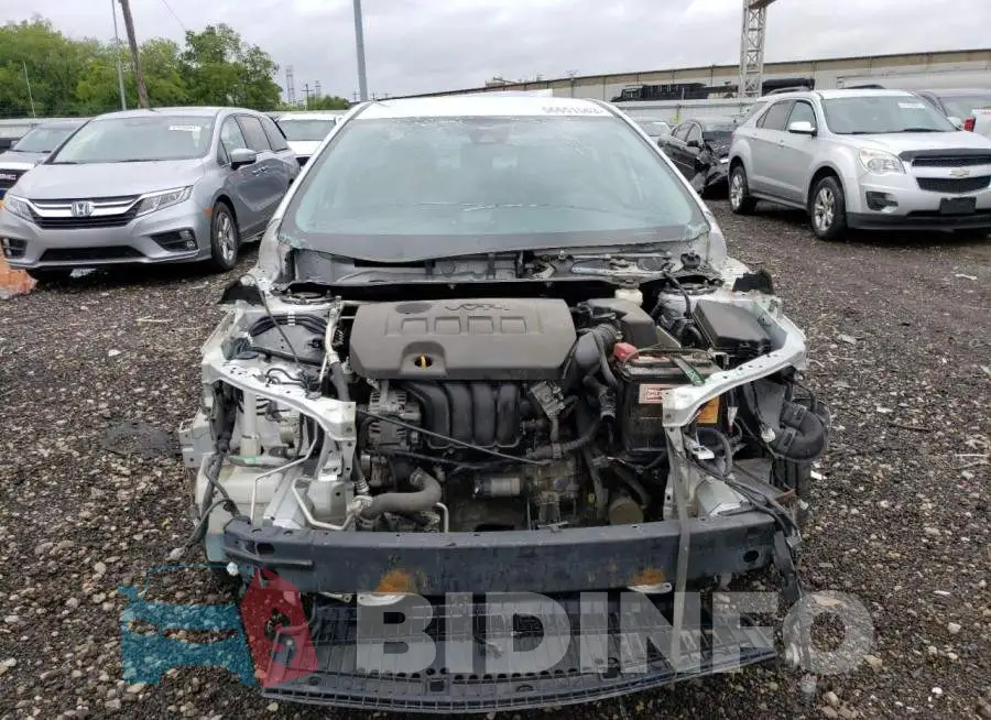 2T1BURHE1JC107079 Photo# 5