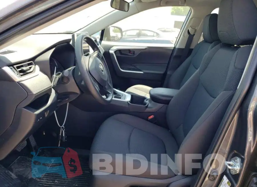 2T3F1RFV8PW351663 Photo# 7