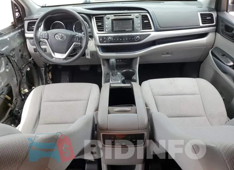 5TDZZRFH0JS263487 Photo# 8