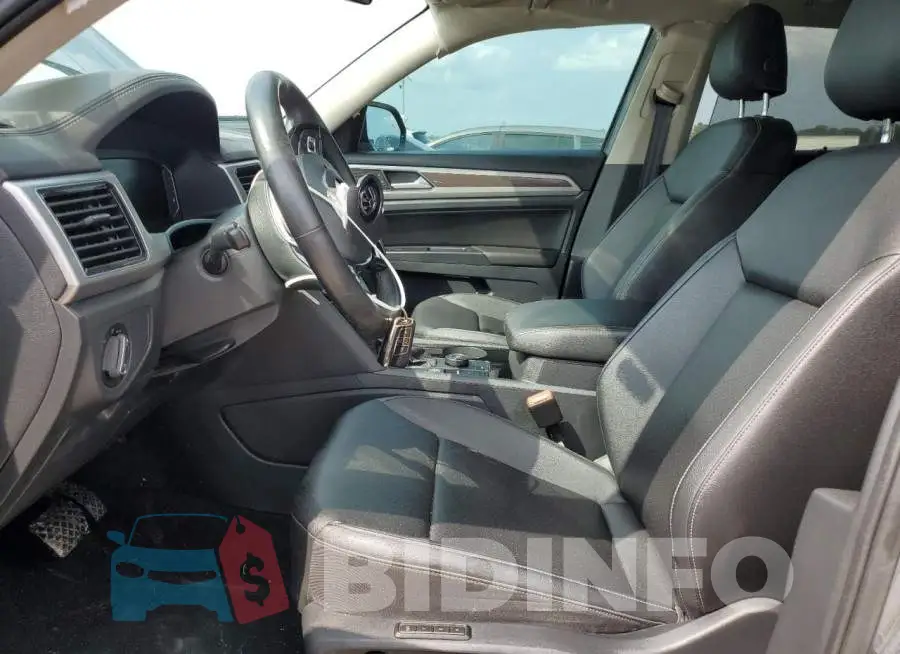 1V2MR2CA9KC550661 Photo# 7