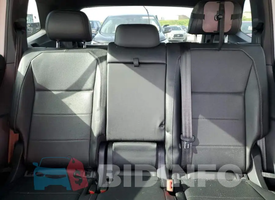 3VV3B7AX6KM168643 Photo# 10