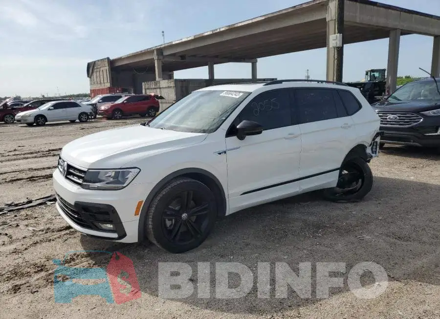 3VV3B7AX6KM168643 Photo# 1