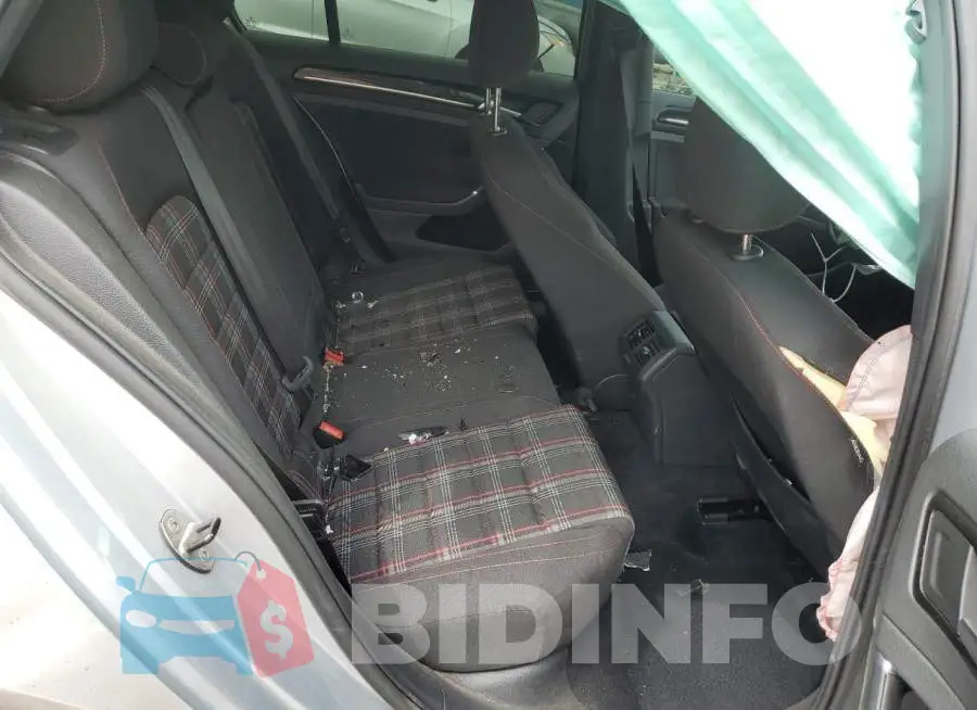 3VW4T7AU0HM037641 Photo# 10
