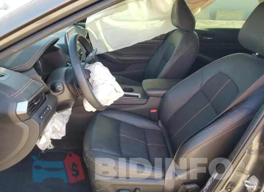 1N4BL4CV3MN335735 Photo# 7