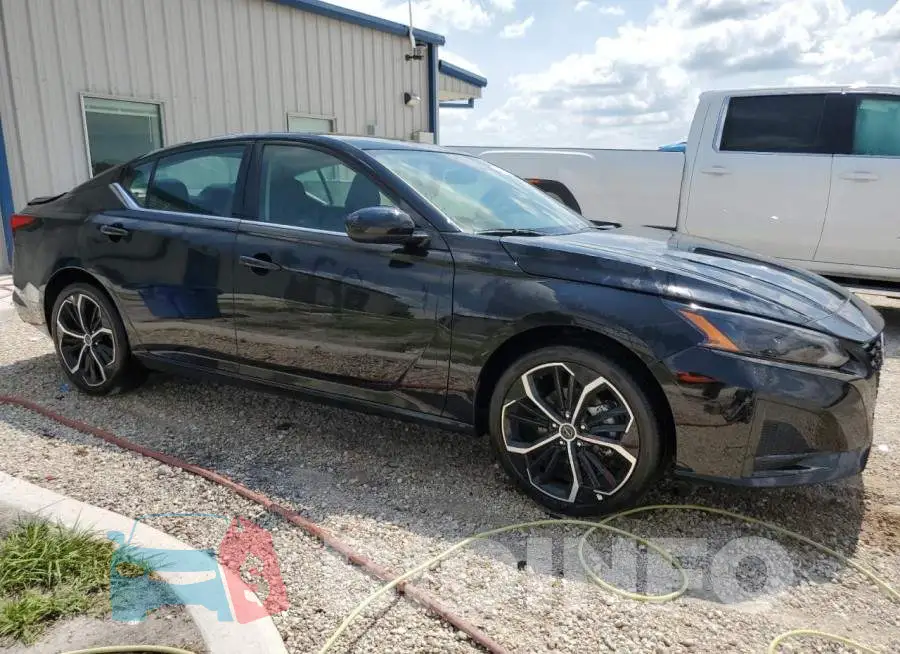 1N4BL4CV8PN350235 Photo# 4