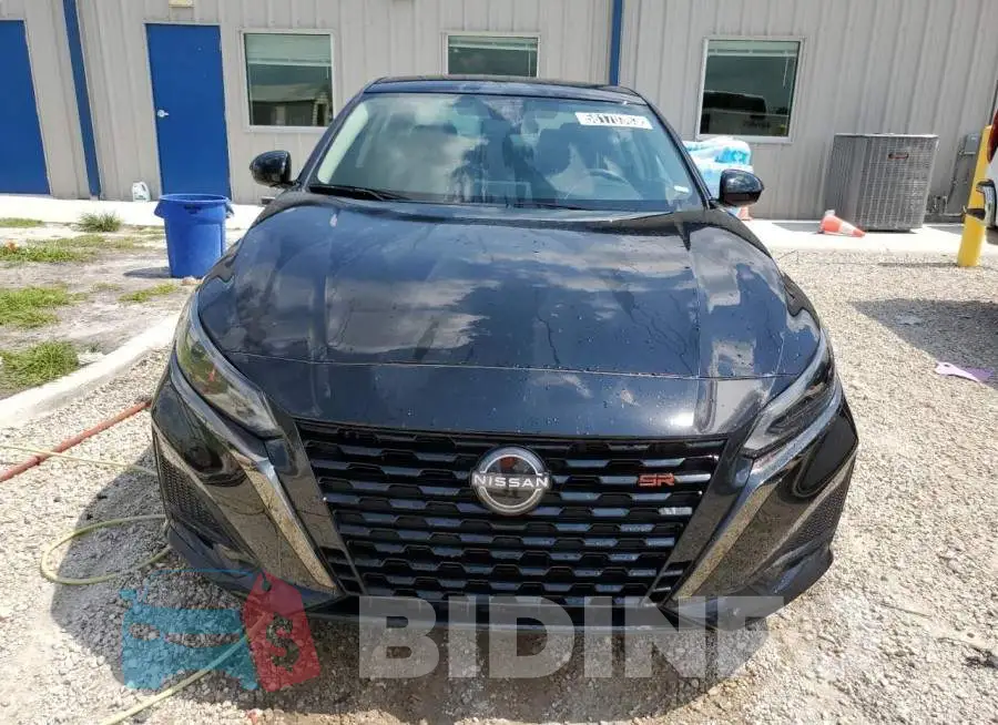 1N4BL4CV8PN350235 Photo# 5