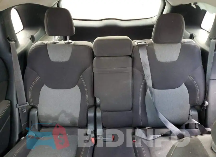 1C4PJLCB5JD612280 Photo# 10
