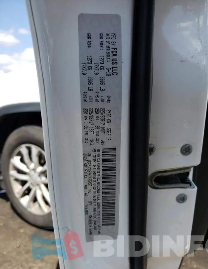 1C4PJMCB2KD465455 Photo# 13