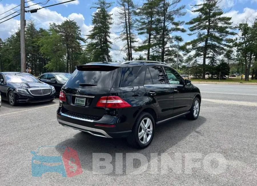 4JGDA5JB1FA469883 Photo# 3