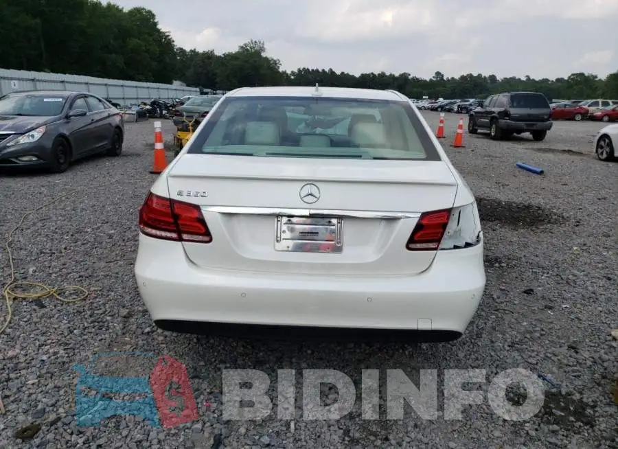 WDDHF5KB6FB132325 Photo# 6