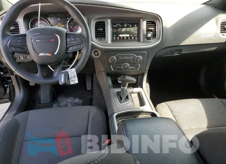 2C3CDXBG7NH213040 Photo# 8