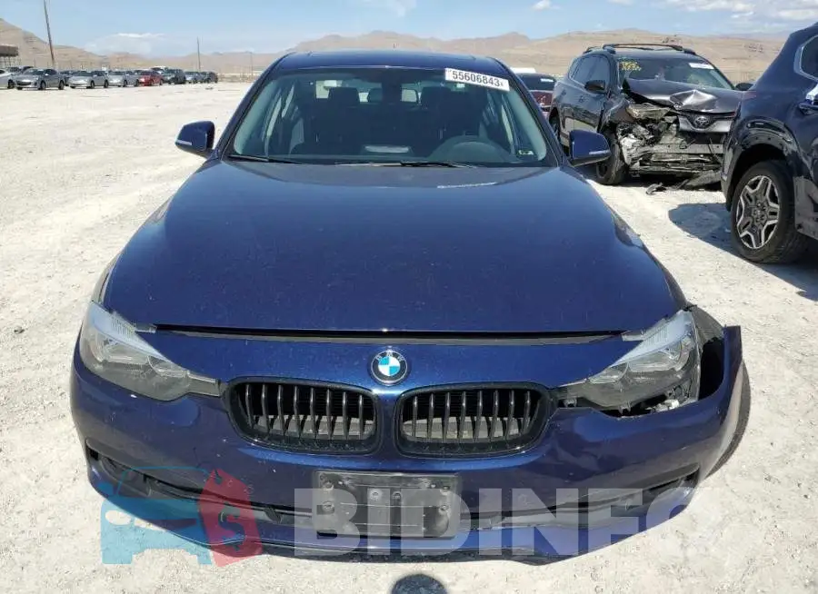 WBA8A9C59GK618053 Photo# 5