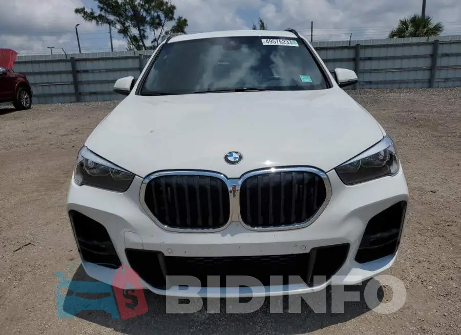 WBXJG7C0XM5S27681 Photo# 5