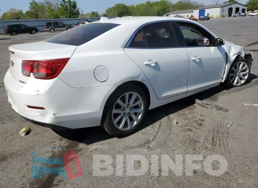 1G11E5SL6EF129982 Photo# 3