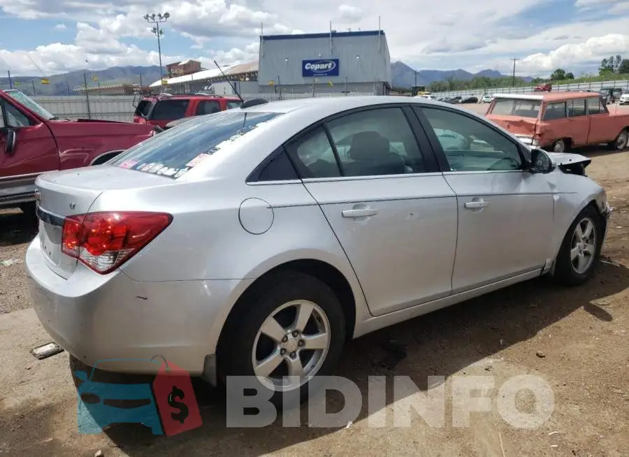 1G1PC5SB3F7155894 Photo# 3