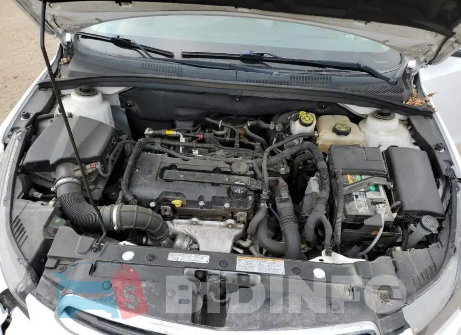 1G1PE5SB9F7201951 Photo# 11