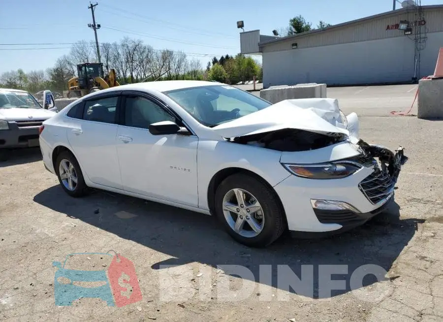 1G1ZB5ST6NF216017 Photo# 4