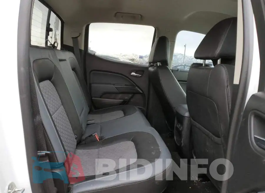 1GCGTDEN6J1275739 Photo# 10
