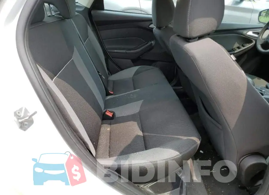 1FADP3F21EL275816 Photo# 10