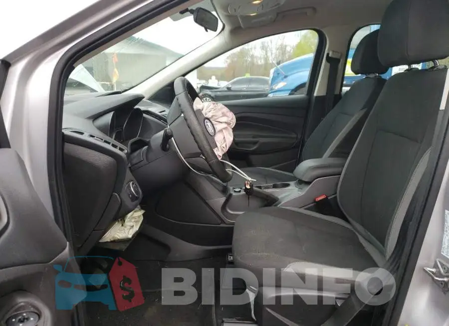 1FMCU0F75GUA79377 Photo# 7