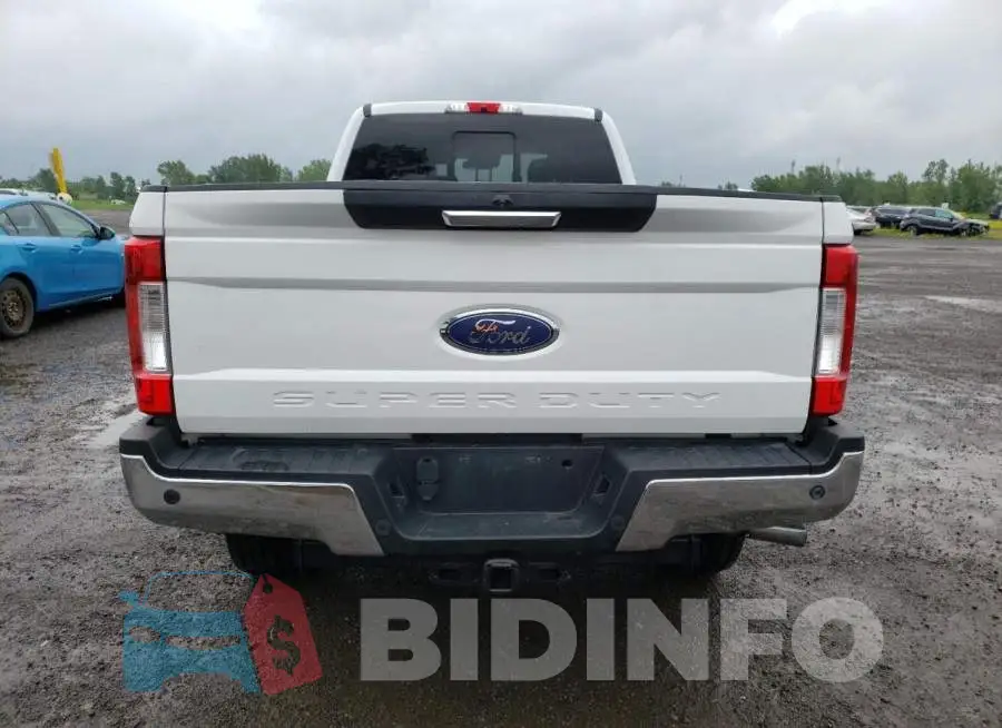 1FT7W2BT0JEB00846 Photo# 6