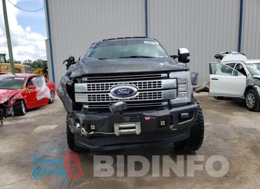 1FT7W2BT3JEB05300 Photo# 5